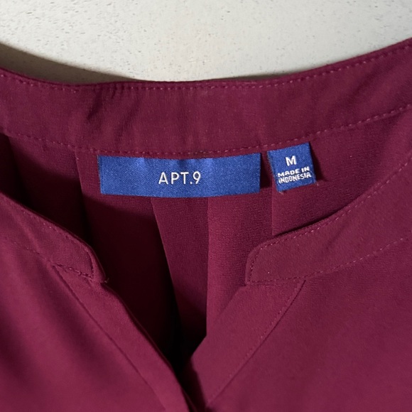 Apt. 9 Sleeveless Plum Blouse - Picture 2 of 4